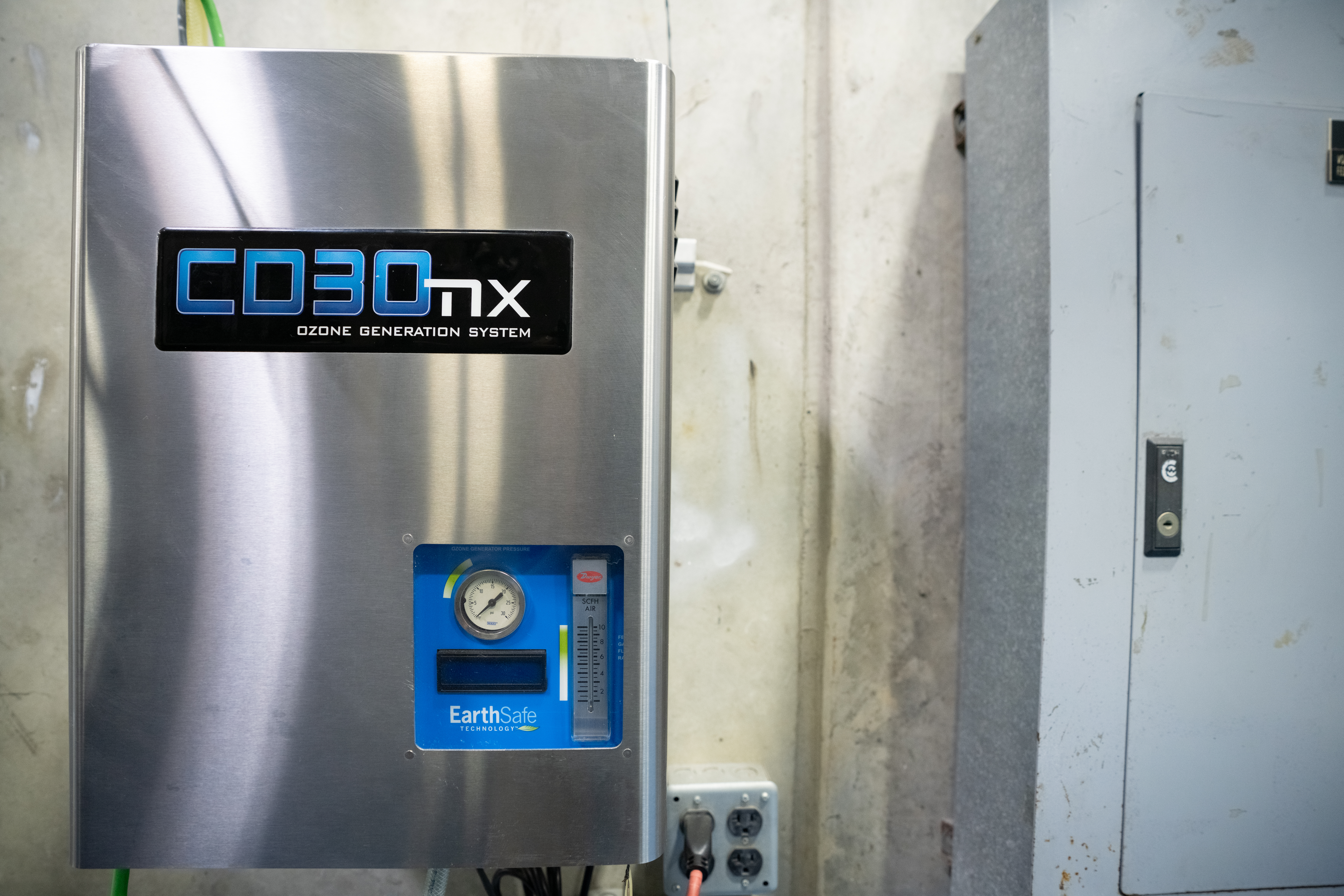 Ozone generation system