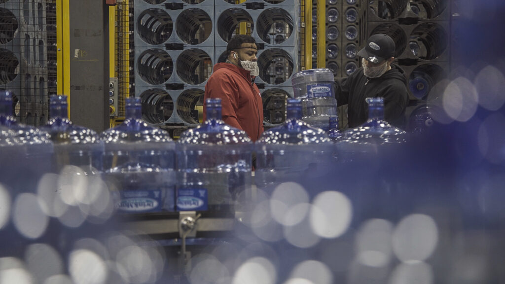 Employee in DrinkMore center